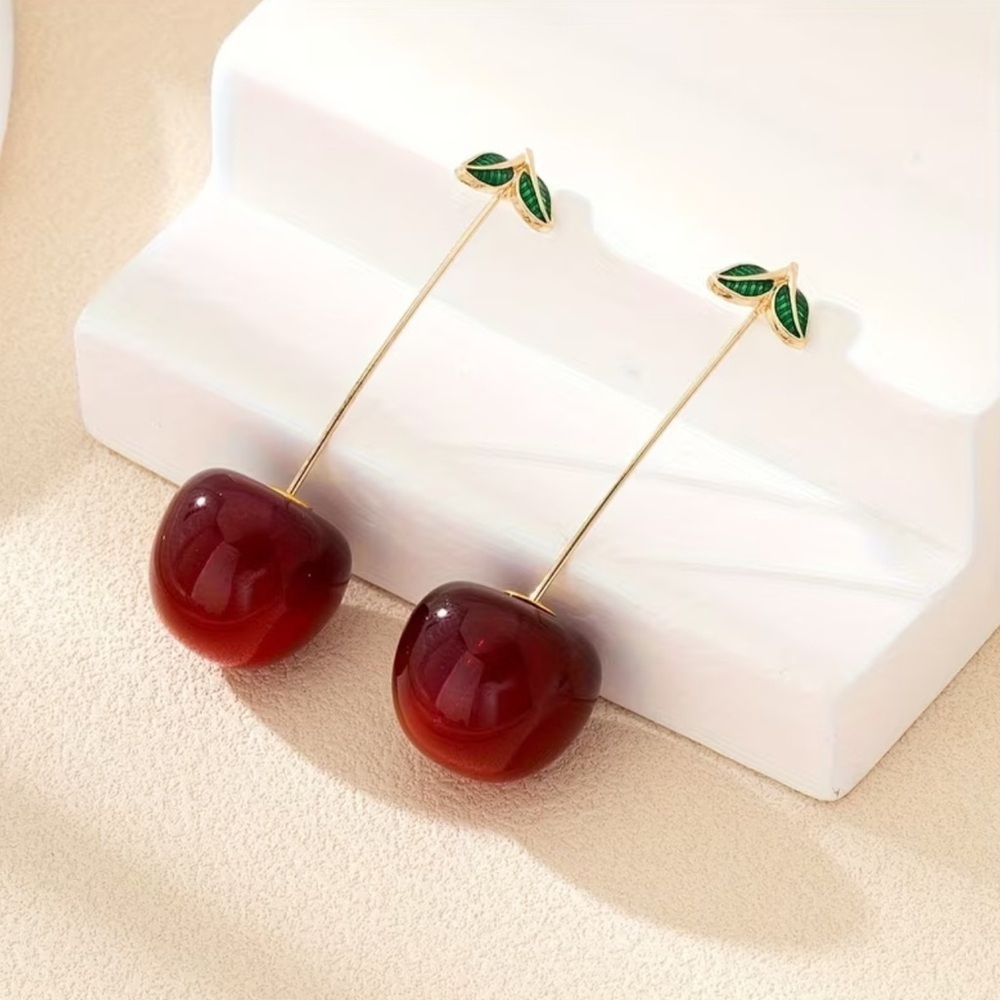 NEW Cherry Drop Earrings. 🍒 Fashionable Elegant cherry
Blossom leaf earrings - Picture 1 of 4